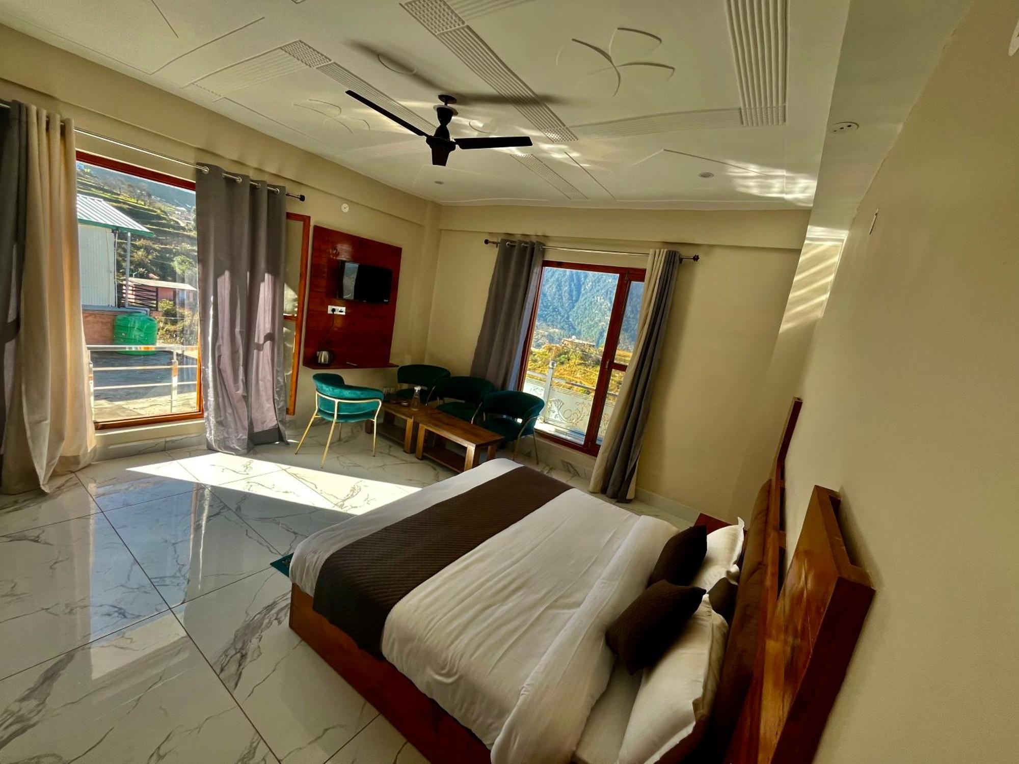 Himalayan Hill Top Resort Kanatal Bagian luar foto