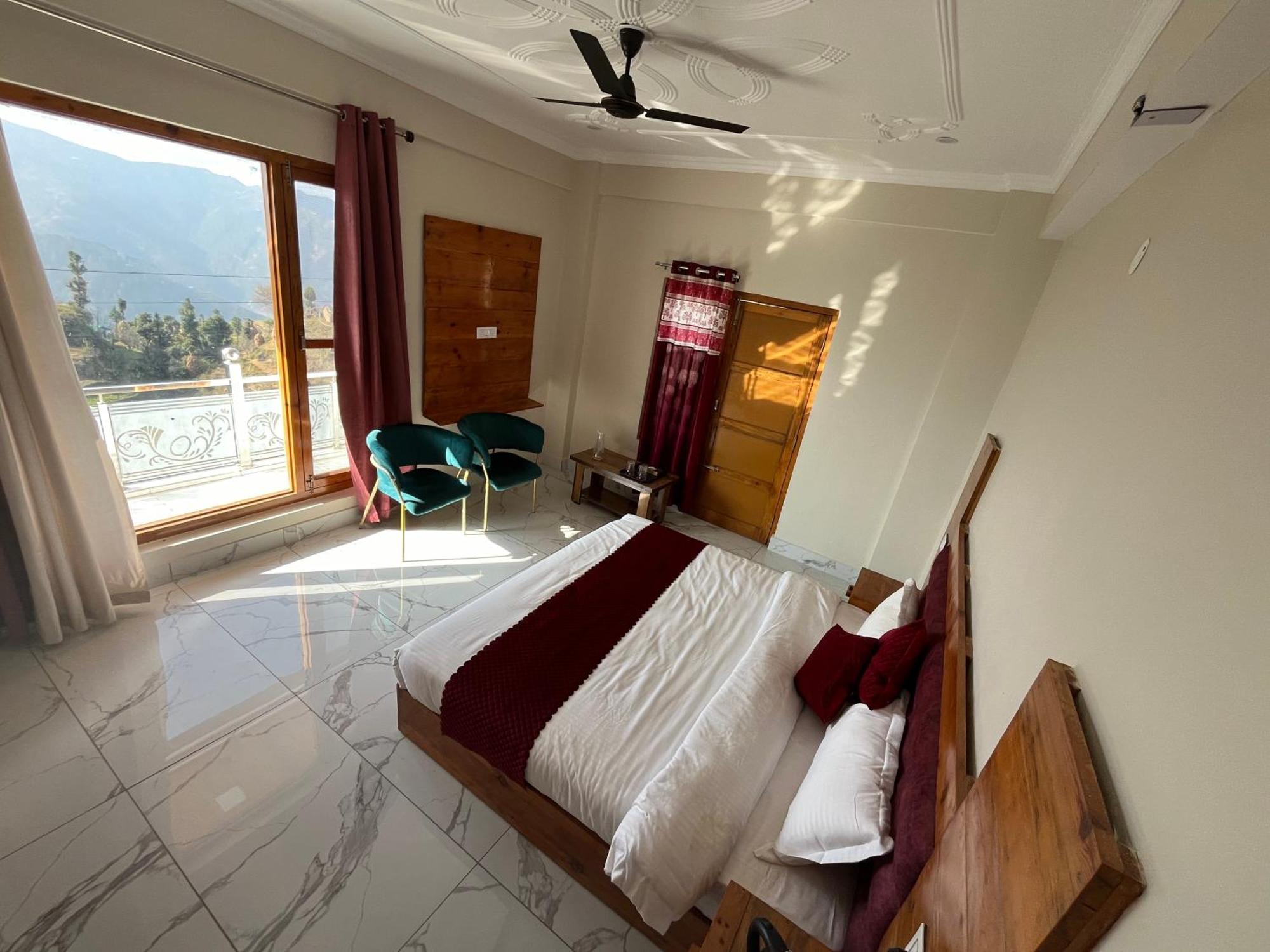 Himalayan Hill Top Resort Kanatal Bagian luar foto